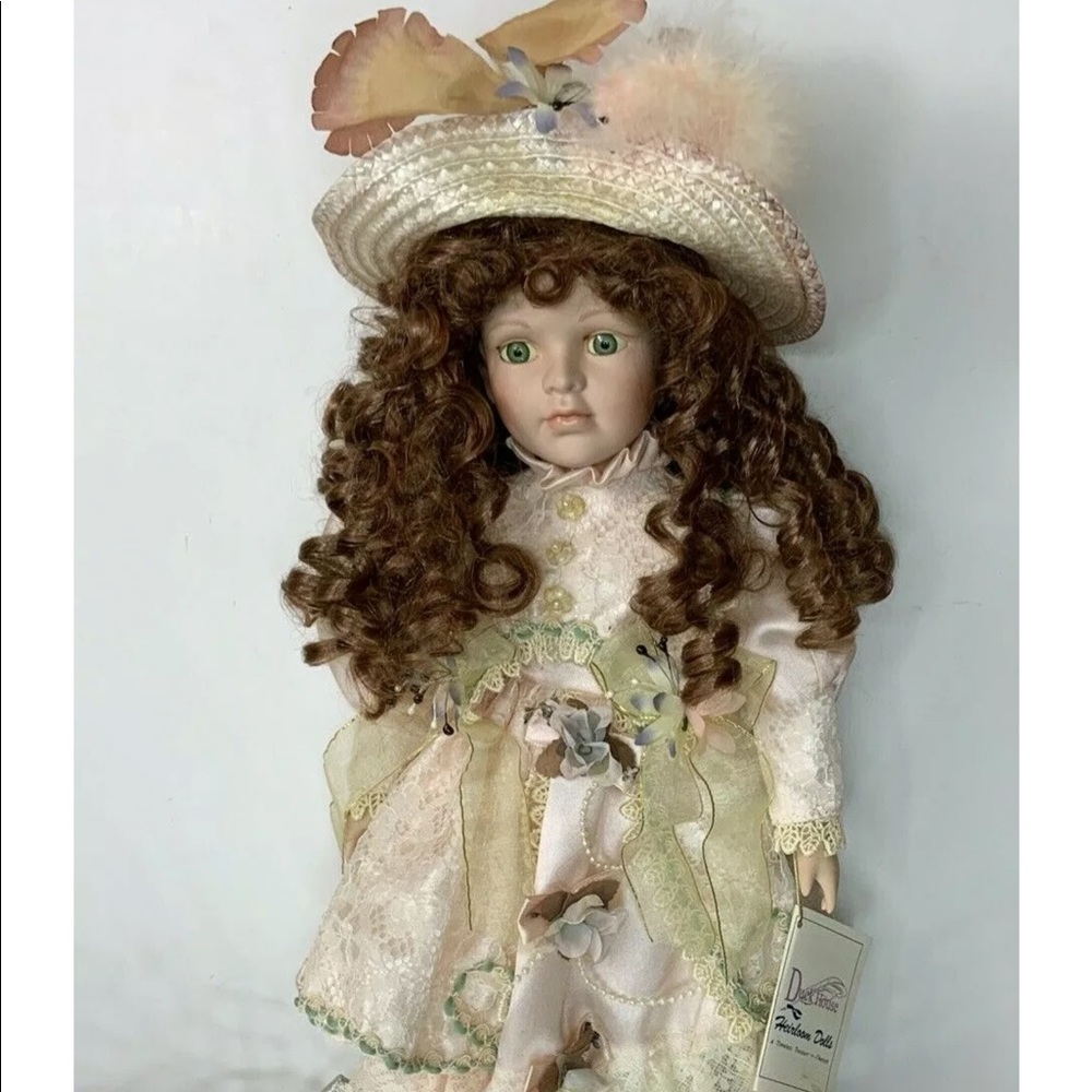 Doll Duck House Heirloom Porcelain Lace Dress #B9
